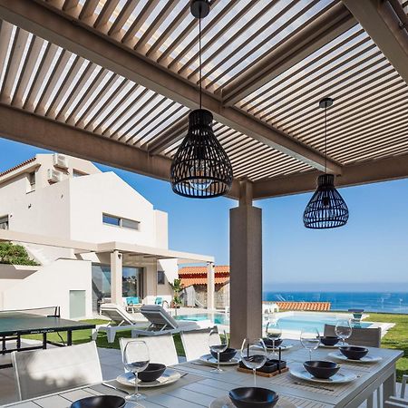 Villa Ligaria Pinnacle 외부 사진
